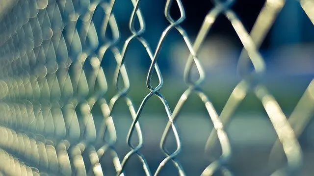 Construction site perimter security fence