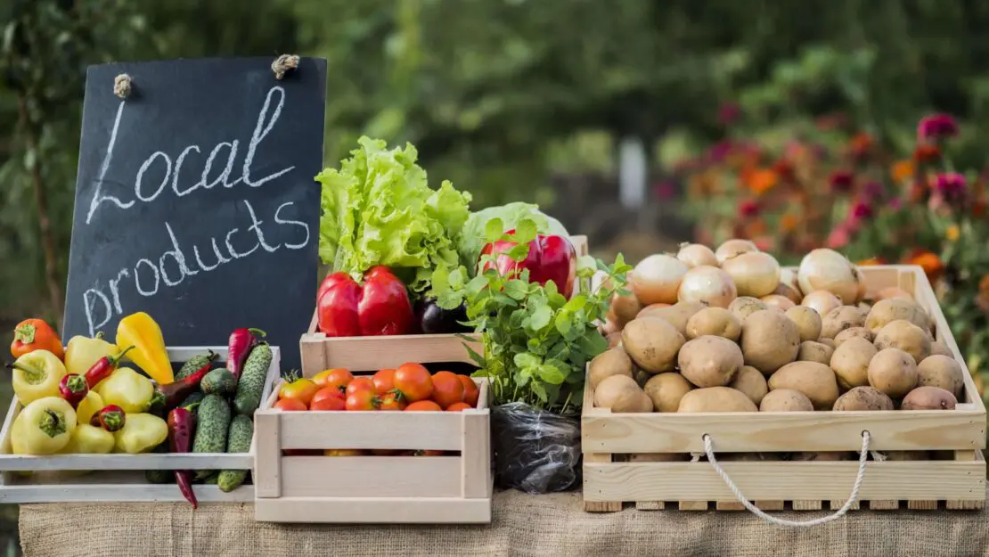 Farmers community market produce